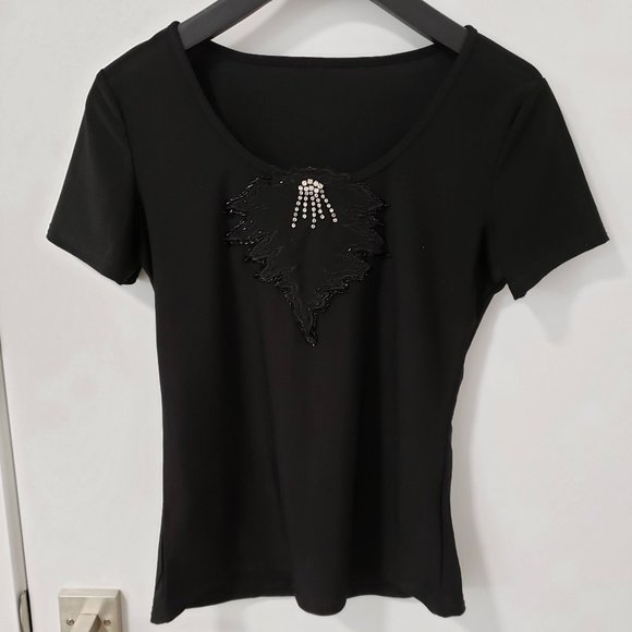 Tee (Fits S) - Picture 1 of 3